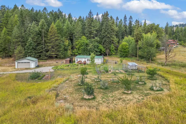 $325,000 | 2516 Burgess Road, Addy, WA 99101