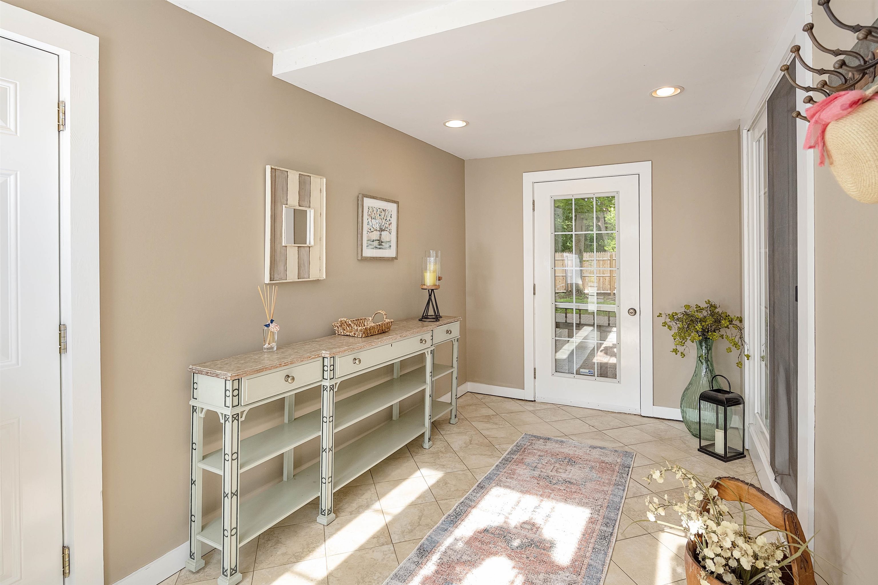 225 River Road Manchester, NH 03104 - Photo 5 of 24 Gallery Image 5