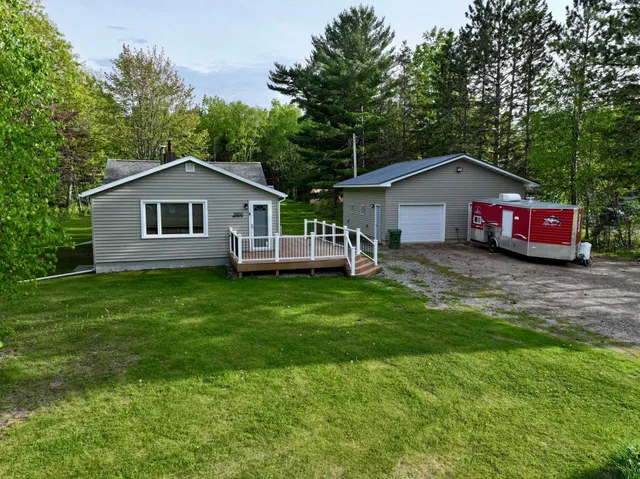 $275,000 | 11966 Lindquist Road, Hibbing, MN 55746
