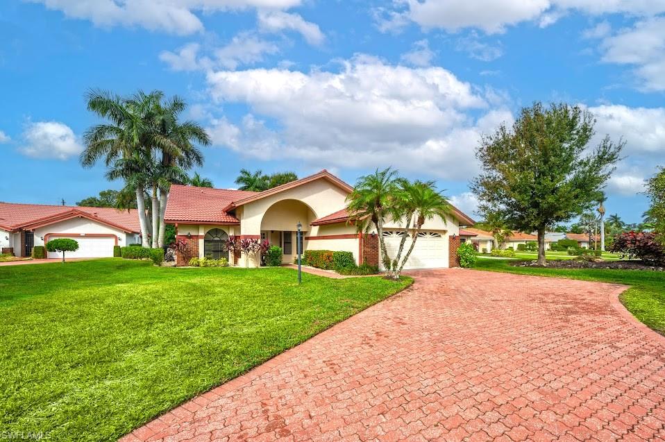 581 Country Walk Court Naples, FL 34104 - Photo 1 of 38
