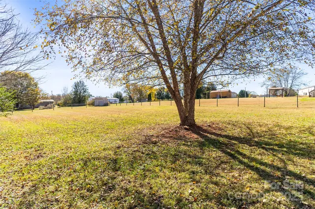 $212,500 | 203 Grassy Meadow Lane, Statesville, NC 28625