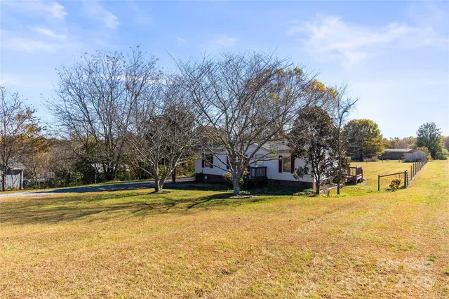 $212,500 | 203 Grassy Meadow Lane, Statesville, NC 28625