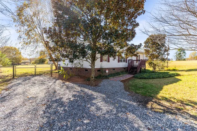 $212,500 | 203 Grassy Meadow Lane, Statesville, NC 28625
