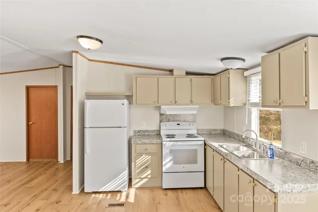 $212,500 | 203 Grassy Meadow Lane, Statesville, NC 28625