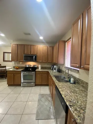 $497,000 | 27049 Southwest 142nd Avenue, Homestead, FL 33032