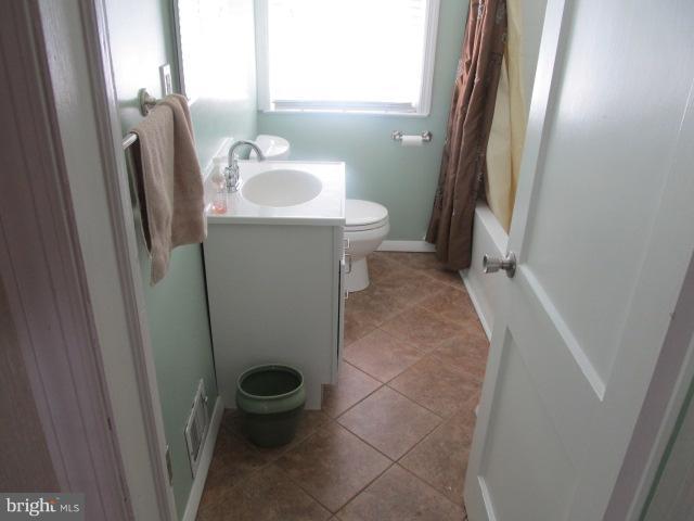 7322 Conley Street Baltimore, MD 21224 - Photo 12 of 18 Bath