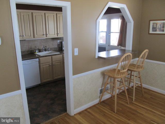 7322 Conley Street Baltimore, MD 21224 - Photo 8 of 18 Dining Room