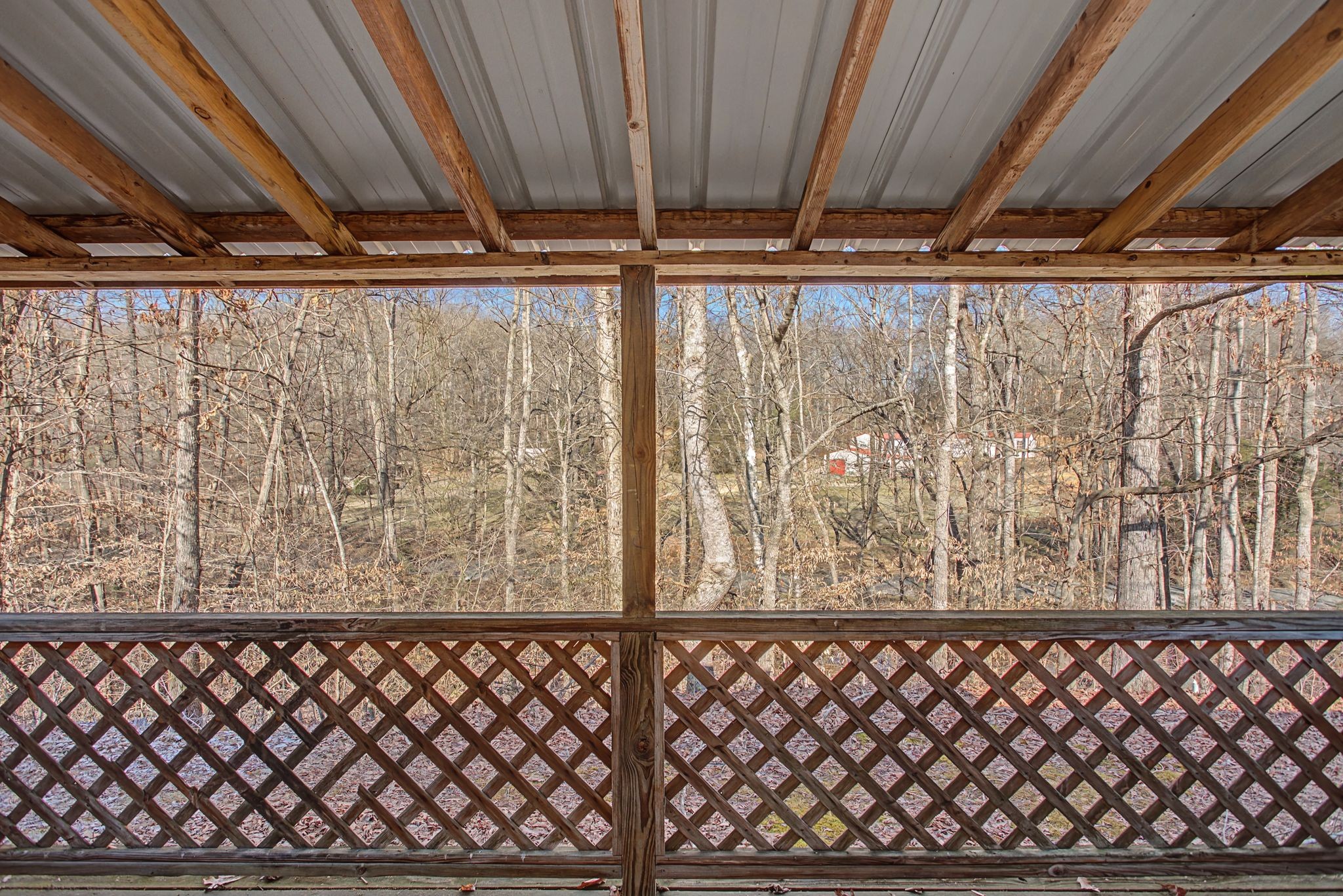 405 Napier Road Hohenwald, TN 38462 - Photo 18 of 37 a view of a wooden door