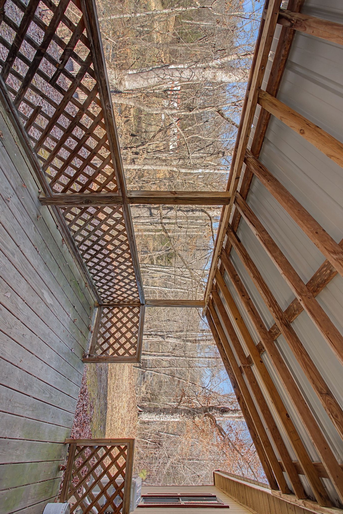405 Napier Road Hohenwald, TN 38462 - Photo 22 of 37 a view of entryway
