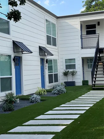 $2,350 | 1714 Enfield Road, Unit 105, Austin, TX 78703