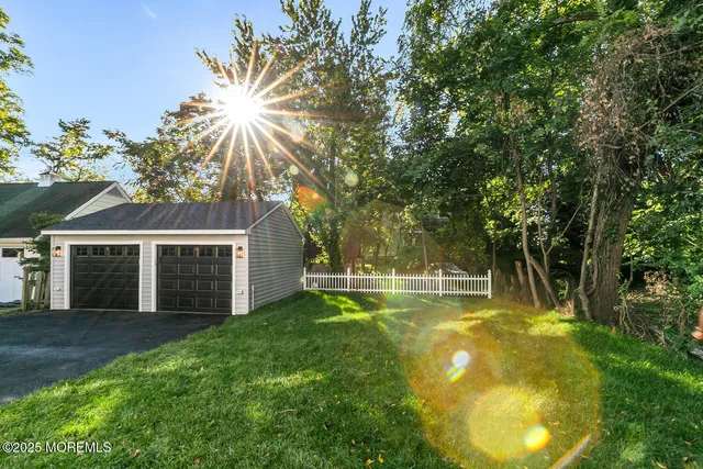 $5,900 | 514 River Road, Fair Haven, NJ 07704