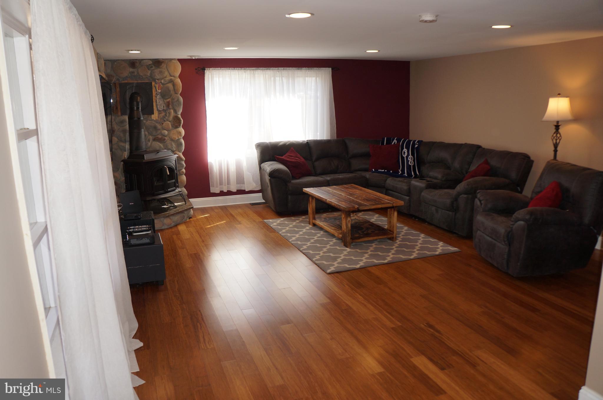 7758 Twin Oaks Road Severn, MD 21144 - Photo 20 of 28 Living Room Spacious and Bright