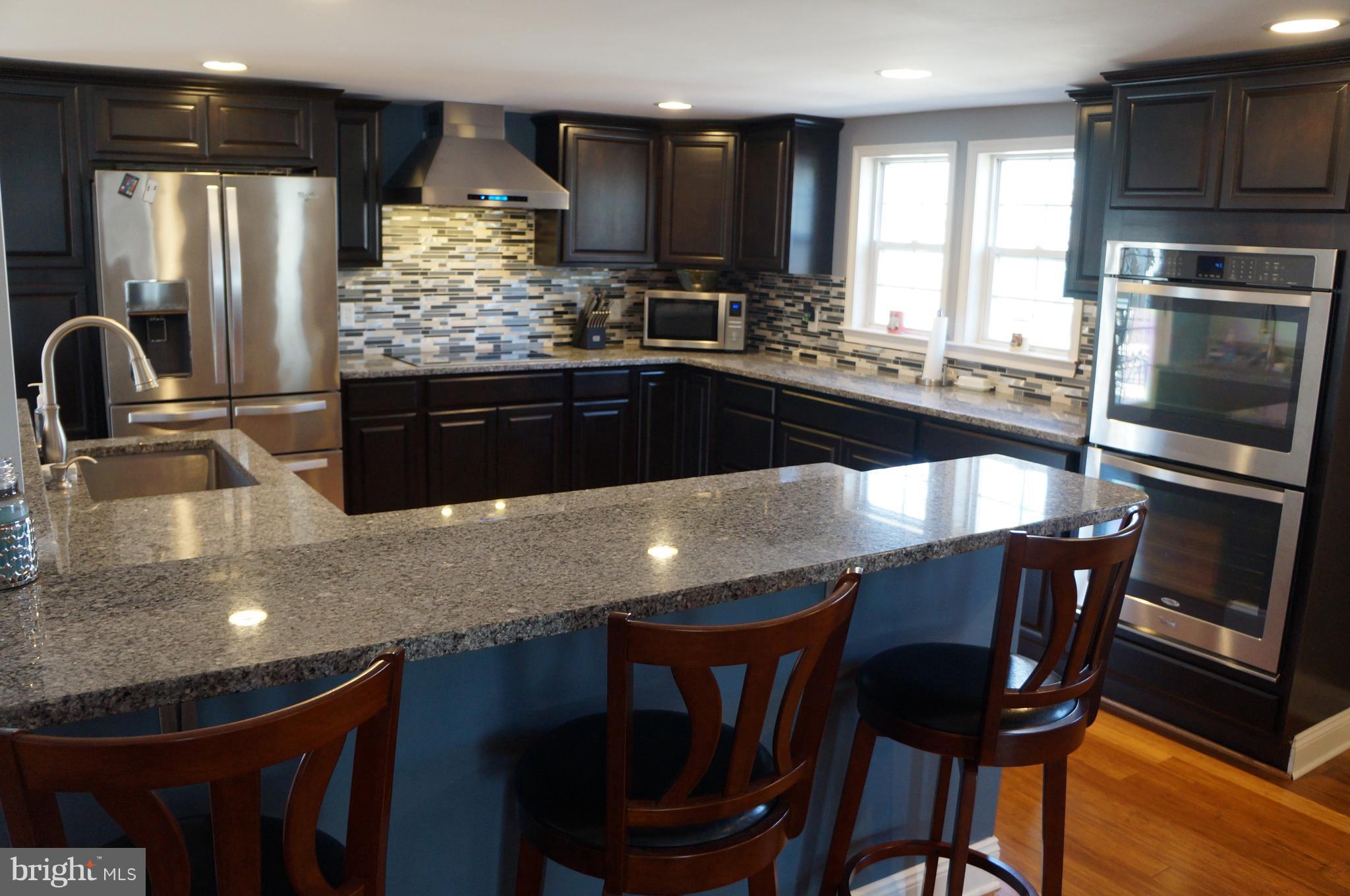 7758 Twin Oaks Road Severn, MD 21144 - Photo 3 of 28 Gorgeous New Kitchen Double Oven
