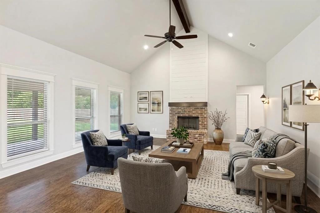 118 Treys Way Godley, TX 76044 - Photo 2 of 17