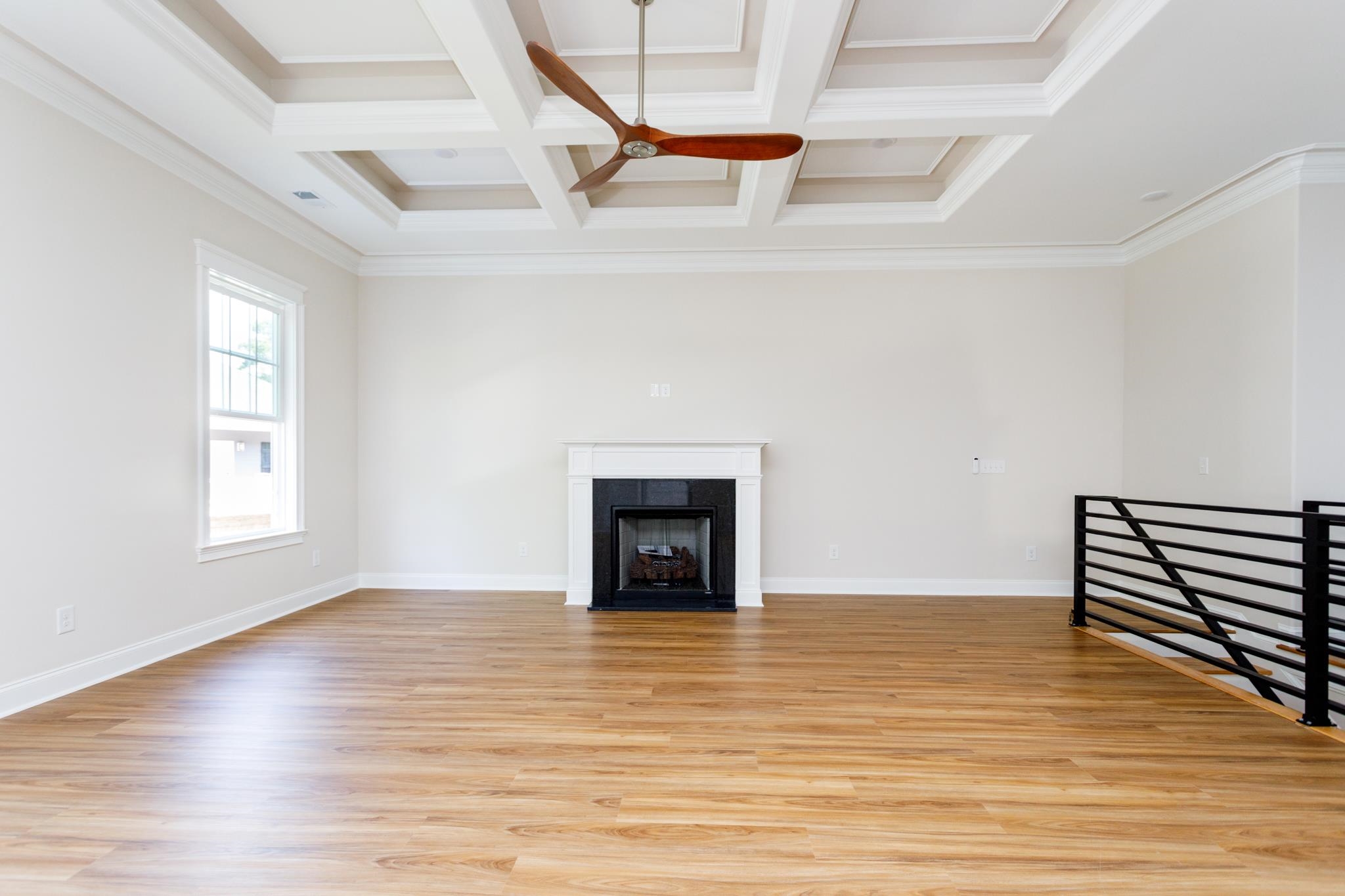 129 Charles Towne Lane Murrells Inlet, SC 29576 - Photo 3 of 34