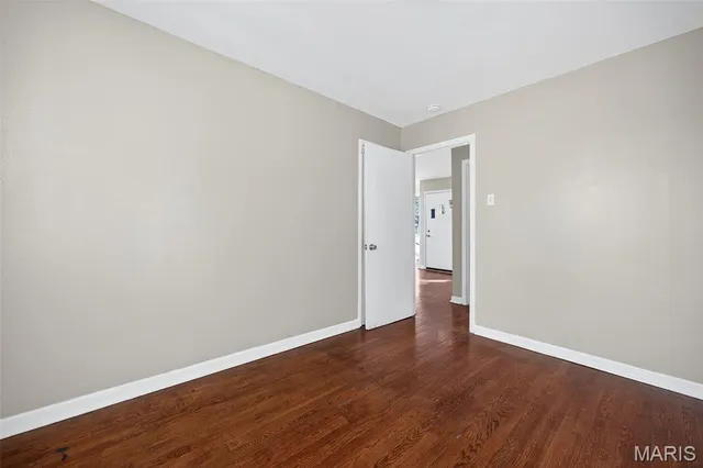 $165,000 | 10592 Clarendon Avenue, St. Louis, MO 63114