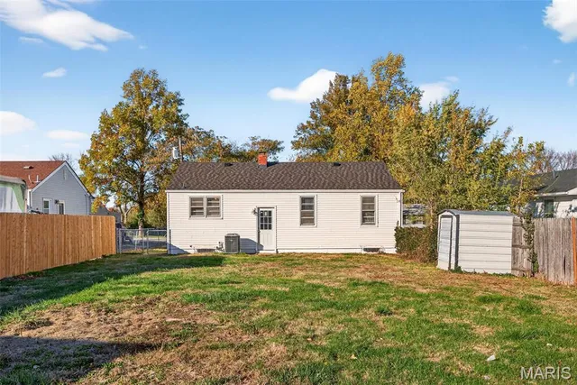 $165,000 | 10592 Clarendon Avenue, St. Louis, MO 63114