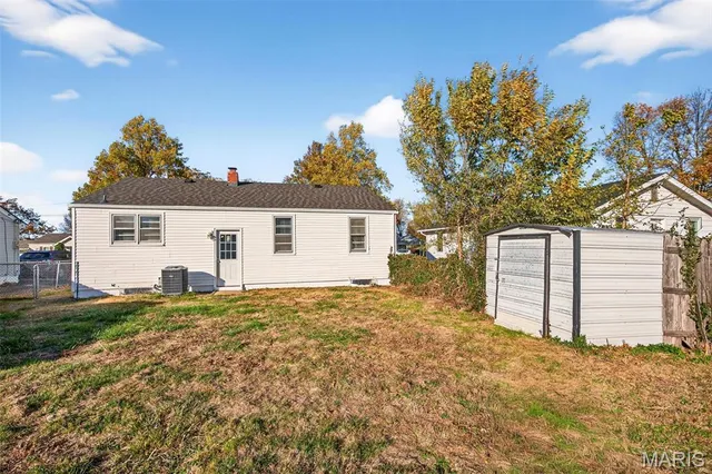 $165,000 | 10592 Clarendon Avenue, St. Louis, MO 63114