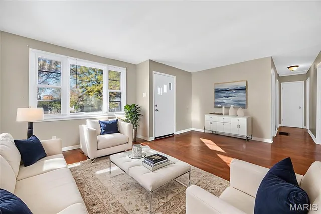 $165,000 | 10592 Clarendon Avenue, St. Louis, MO 63114