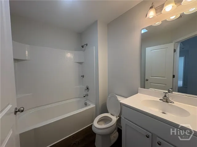 $2,400 | 697 Waybridge Way, Richmond Hill, GA 31324