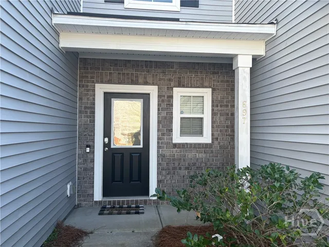 $2,400 | 697 Waybridge Way, Richmond Hill, GA 31324
