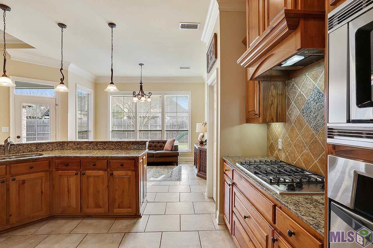 9049 Spring Grove Drive Baton Rouge, LA 70809 - Photo 11 of 19 Gallery Image 11