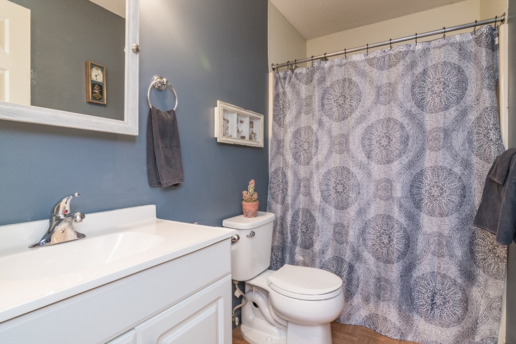 189 Essex Street, Unit R Springfield, MA 01151 - Photo 18 of 25 Gallery Image 18