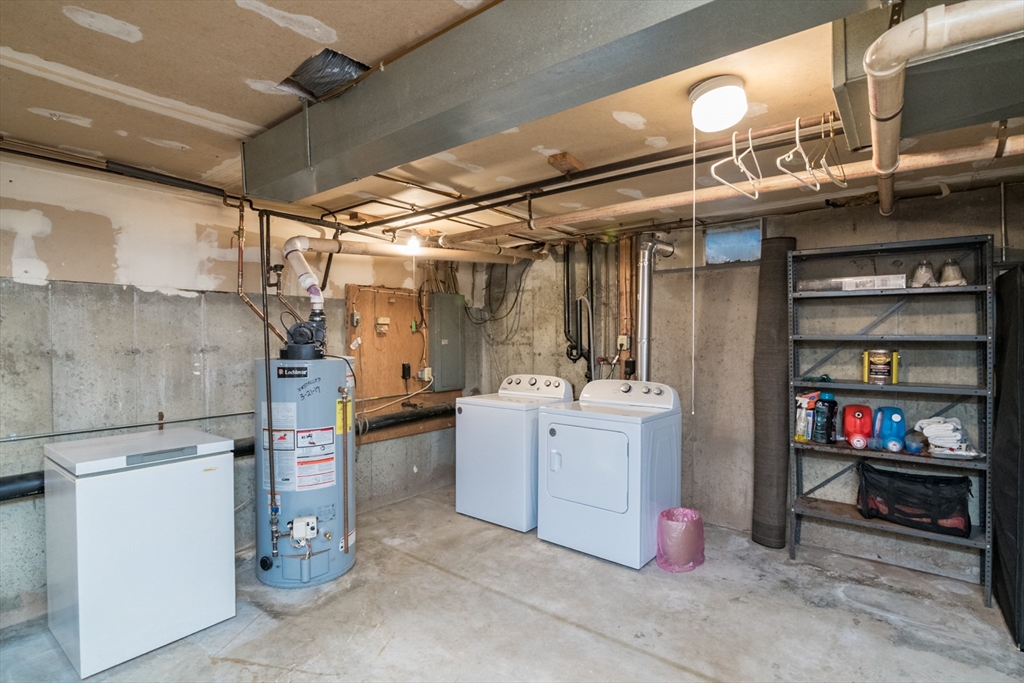 189 Essex Street, Unit R Springfield, MA 01151 - Photo 19 of 25 Gallery Image 19
