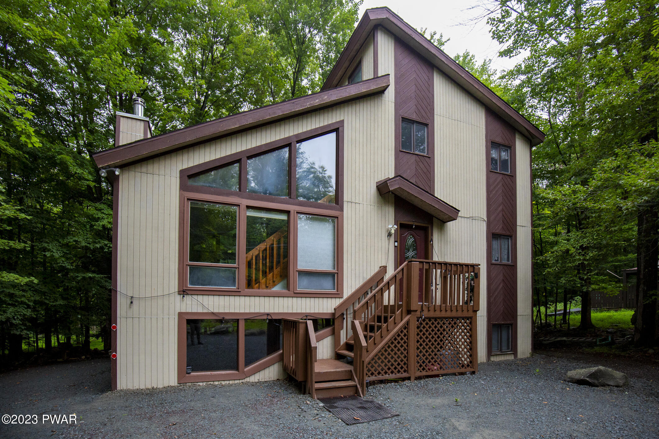 19 Rockway Road Lake Ariel, PA 18436 - Photo 1 of 85