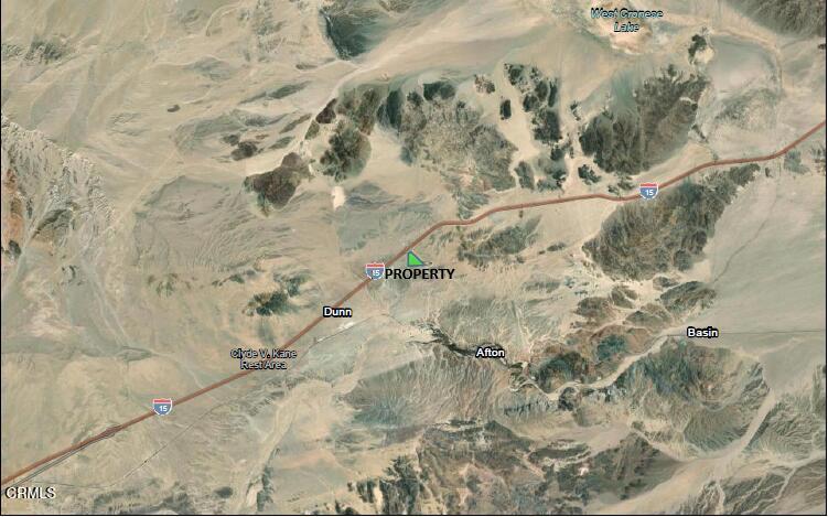 45101 Afton Canyon Road Baker, CA 92309 - Photo 26 of 29 a bathroom with a bathtub