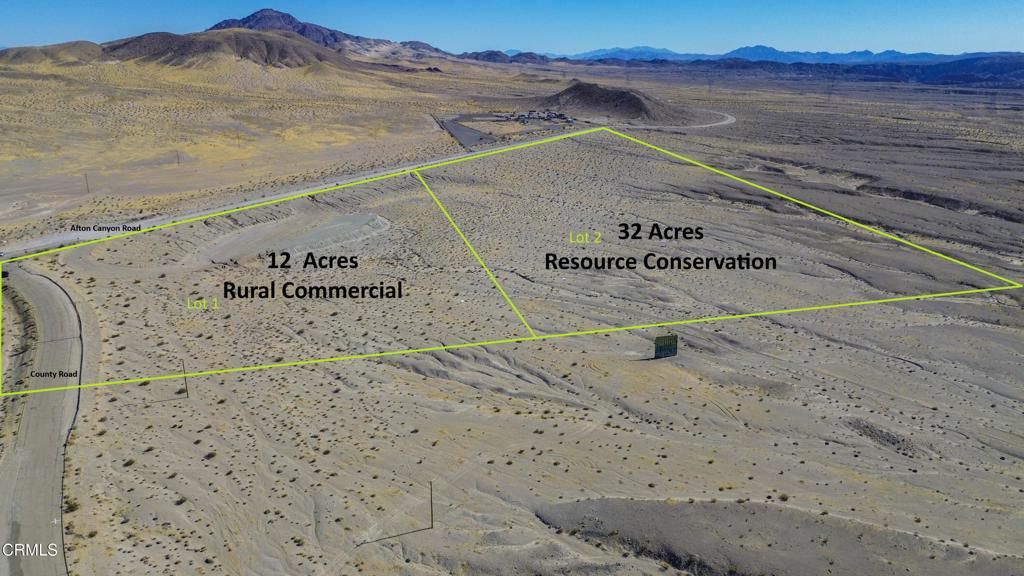 45101 Afton Canyon Road Baker, CA 92309 - Photo 4 of 29 a view of a dry yard with wooden fence