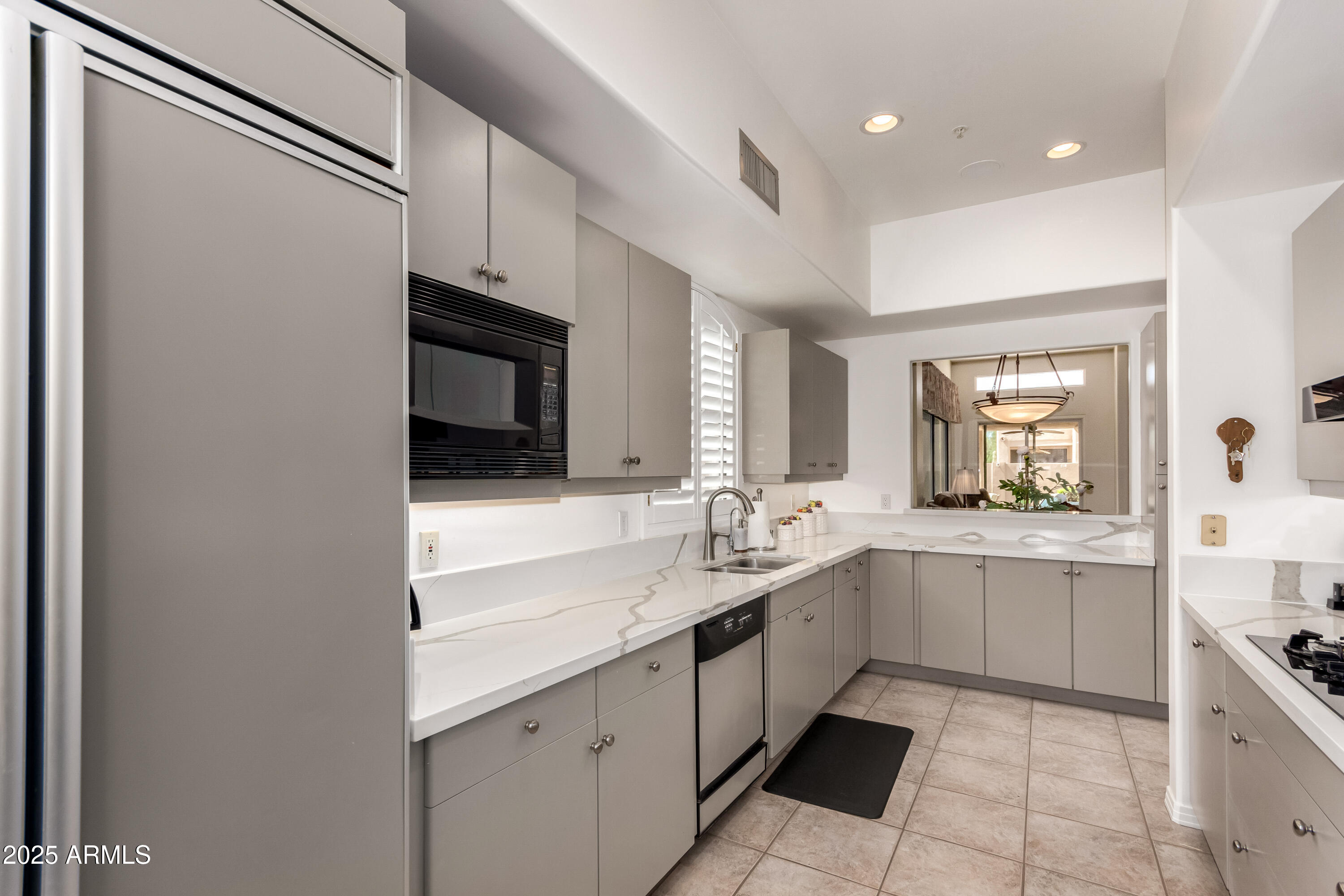 8324 East Cactus Wren Road Scottsdale, AZ 85250 - Photo 11 of 31 11 - Cactus Wren