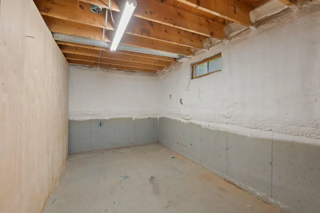 $312,500 | 275 Skowhegan Road, Fairfield, ME 04937