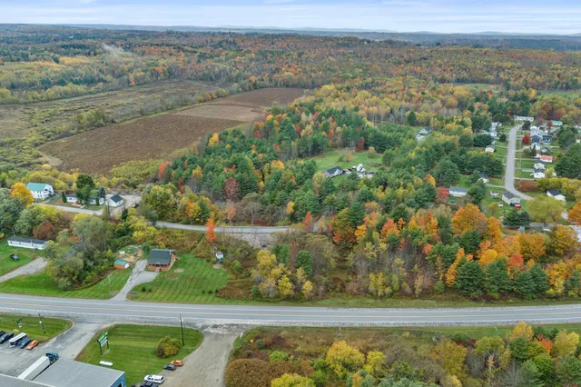 $312,500 | 275 Skowhegan Road, Fairfield, ME 04937