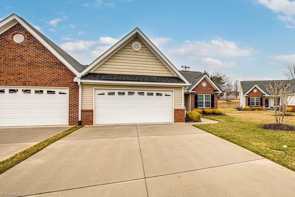 121 Brae Ridge Lane King, NC 27021 - Photo 2 of 38 Gallery Image 2