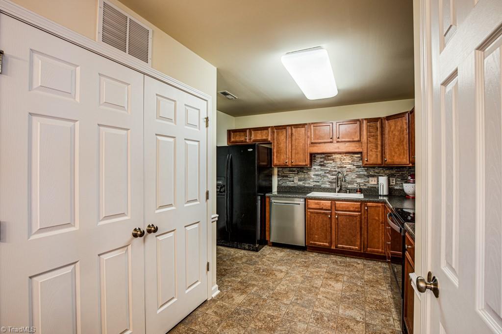 121 Brae Ridge Lane King, NC 27021 - Photo 15 of 38 Gallery Image 15