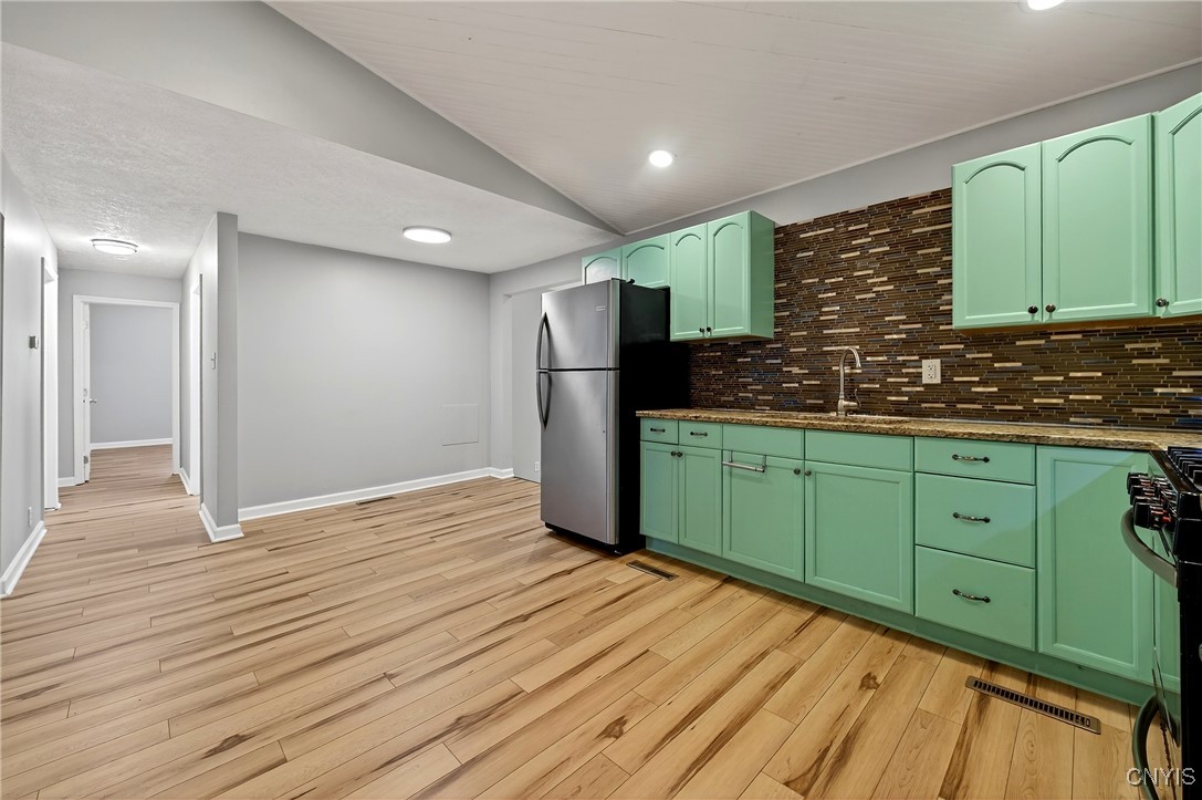 9541 Horseshoe Island Road Clay, NY 13041 - Photo 11 of 45