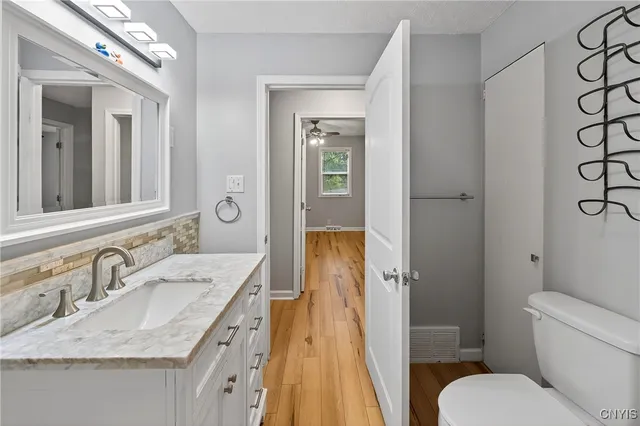 $239,000 | 9541 Horseshoe Island Road, Clay, NY 13041