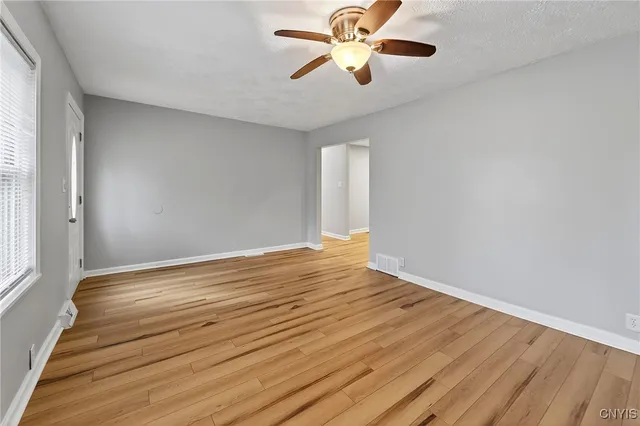 $239,000 | 9541 Horseshoe Island Road, Clay, NY 13041