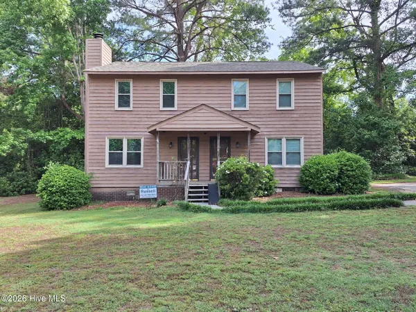 $950 | 102 Eric Court, Unit A, Greenville, NC 27858