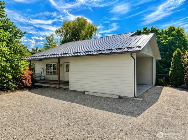 $420,000 | 2050 James Avenue, Okanogan, WA 98840