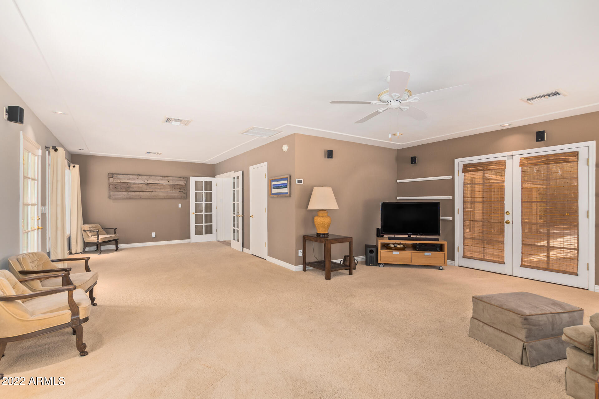 148 East Royal Palm Road Phoenix, AZ 85020 - Photo 11 of 39 11 - Royal Palm