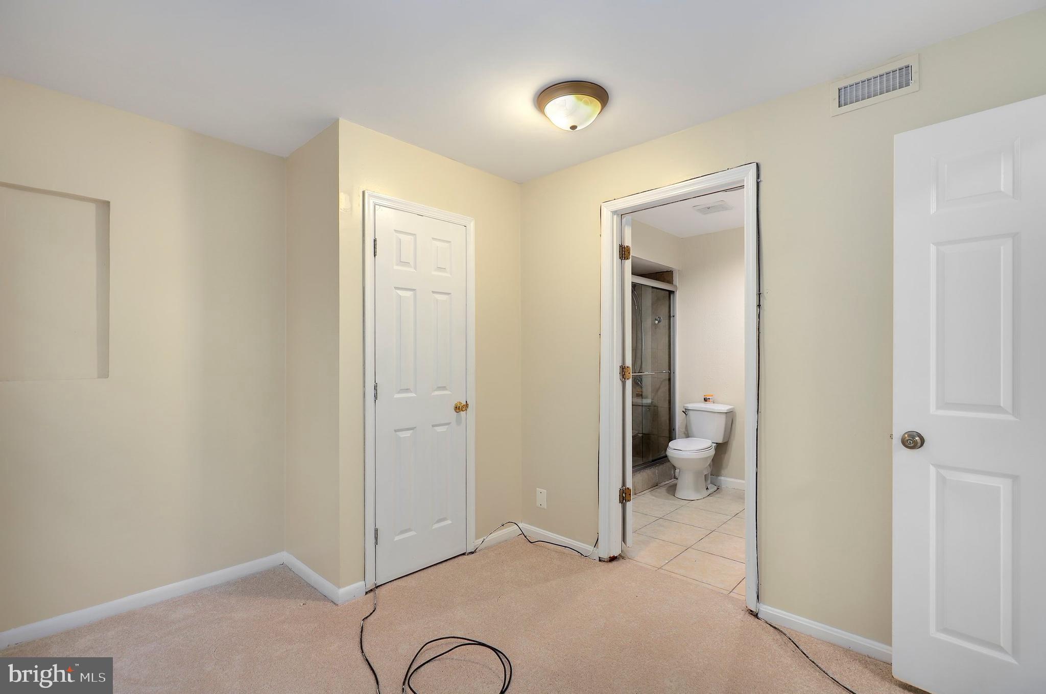 9239 Fairlane Place Laurel, MD 20708 - Photo 38 of 54 Gallery Image 38