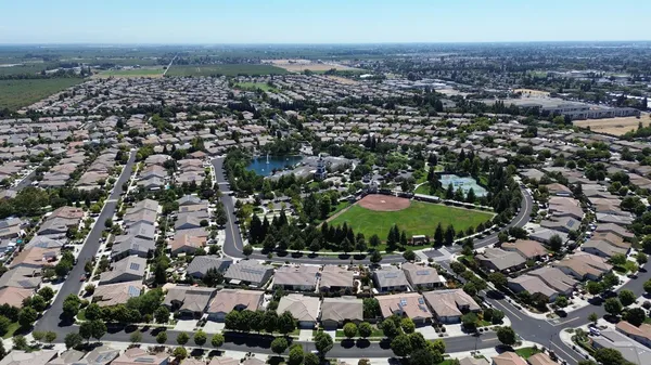 $495,900 | 2379 Pepper Tree Lane, Manteca, CA 95336