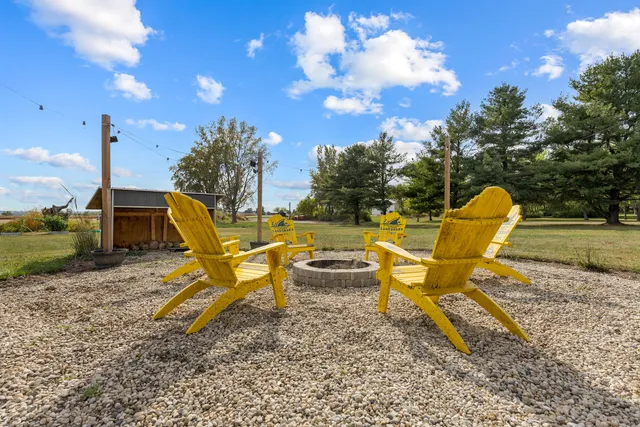 $429,900 | 6610 Cherry Valley Road, Kingston, IL 60145