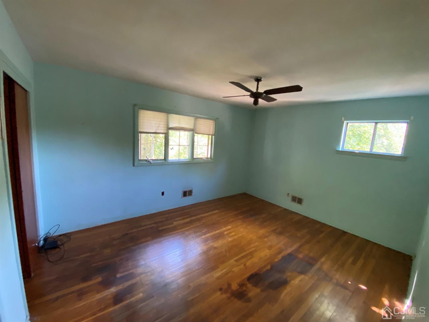 15 Venus Road Old Bridge, NJ 08879 - Photo 10 of 25 Gallery Image 10