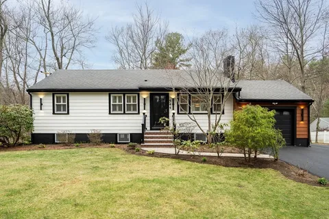 $895,000 | 544 Pearl Street, Reading, MA 01867