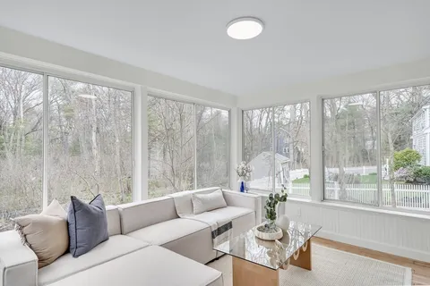 $895,000 | 544 Pearl Street, Reading, MA 01867