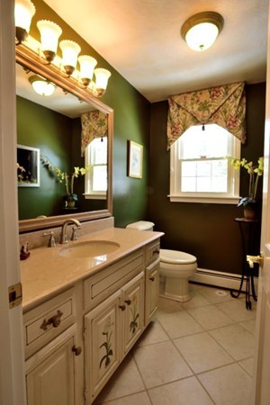 211 Candlestick Road North Andover, MA 01845 - Photo 12 of 30 Gallery Image 12