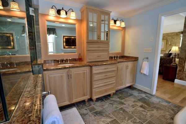 211 Candlestick Road North Andover, MA 01845 - Photo 23 of 30 Gallery Image 23